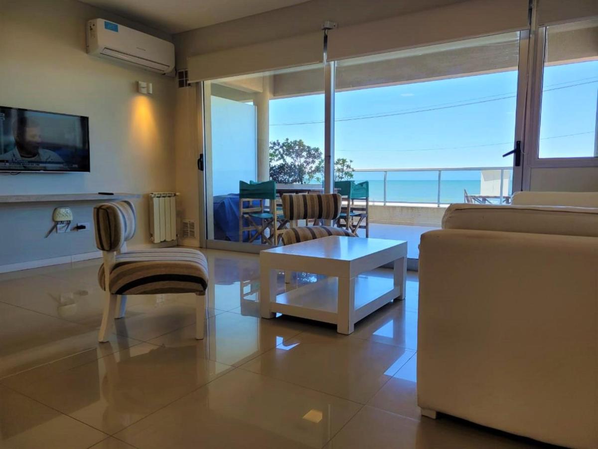 108 Y El Mar - Hotel Tejas Rojas Villa Gesell Exteriör bild